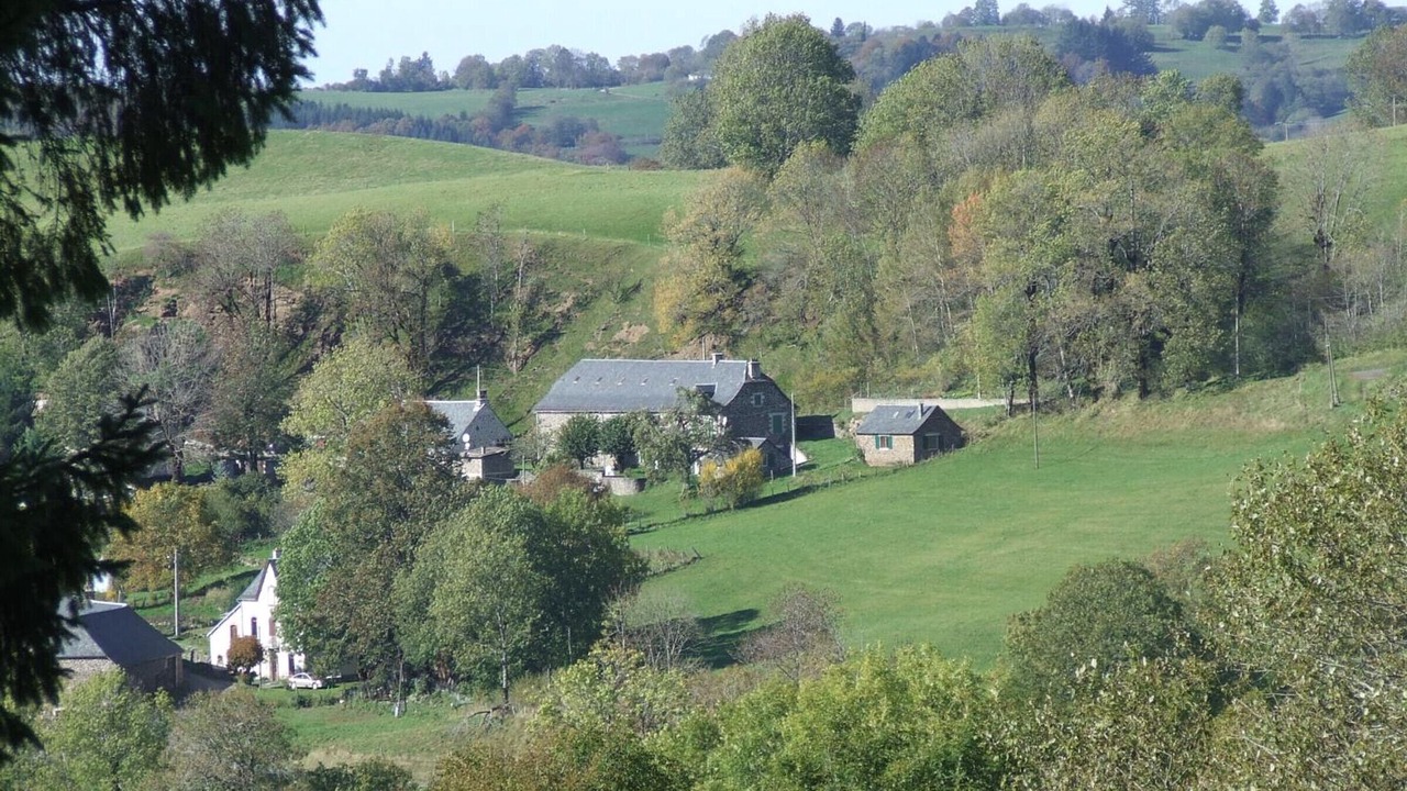 Photo of Others in Condat