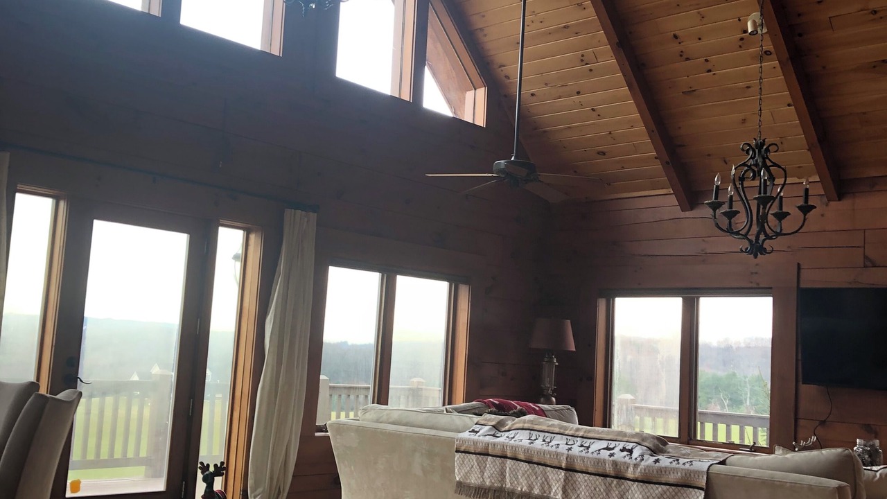 Photo of Livingroom in Piper Gap