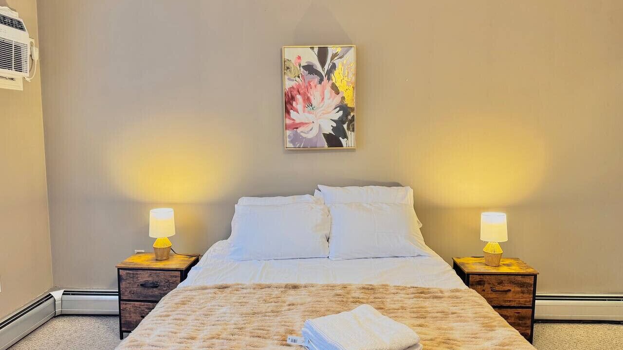 Photo of Others in Guttenberg