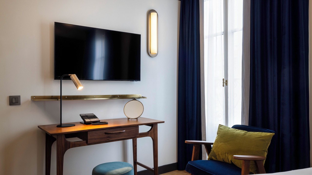 Photo of Bedroom in Val-de-Grace