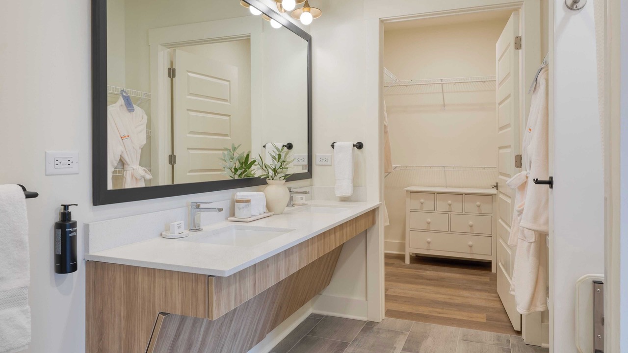 Photo of Bathroom in 12 South
