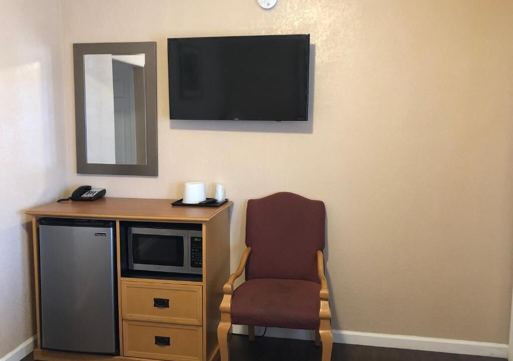 Photo of Bedroom in Westside Santa Cruz