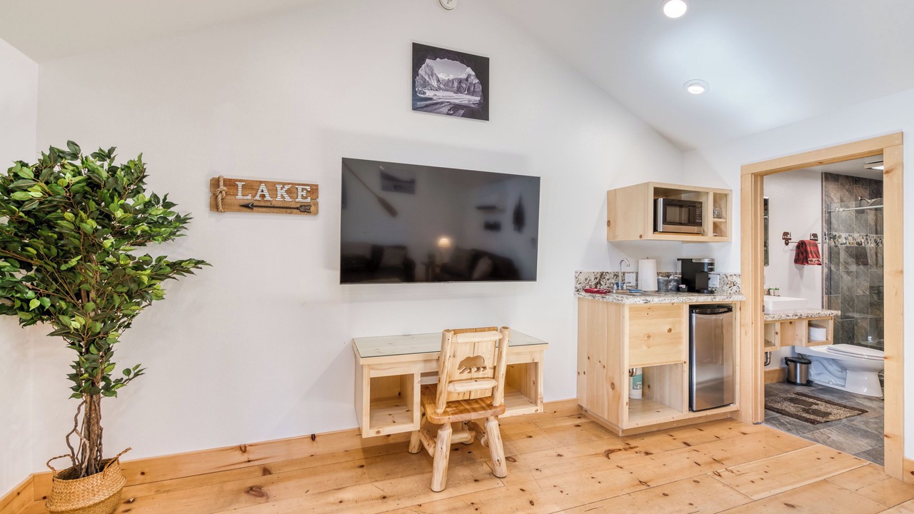 Photo of Livingroom in Bass Lake