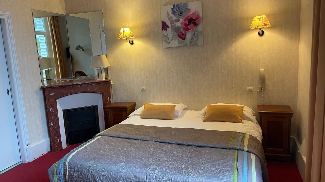 Photo of Bedroom in Gien