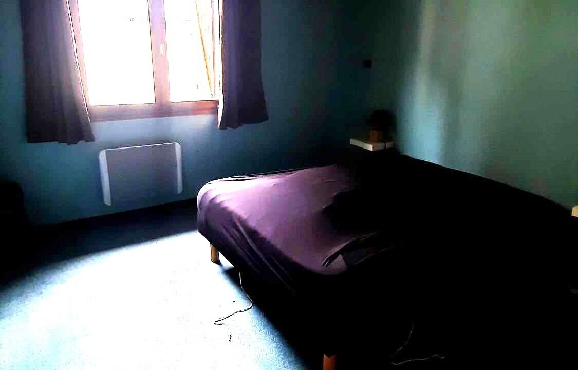 Photo of Others in Lez