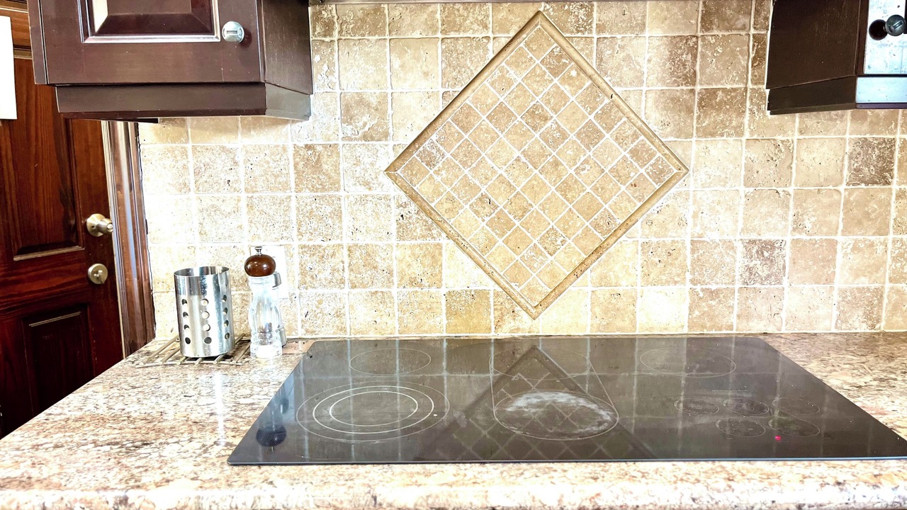 Photo of Kitchen in Amaranth