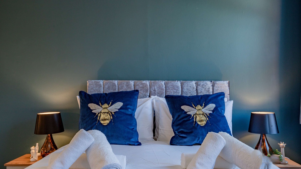 Photo of Others in Tadworth