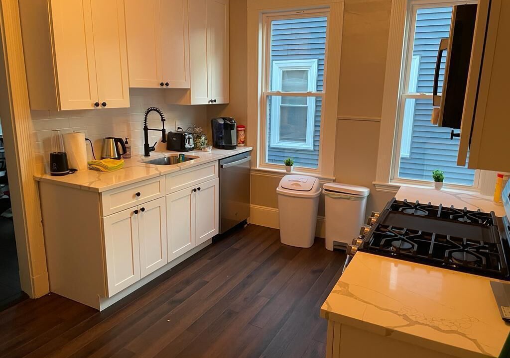 Photo of Kitchen in Meeting House Hill