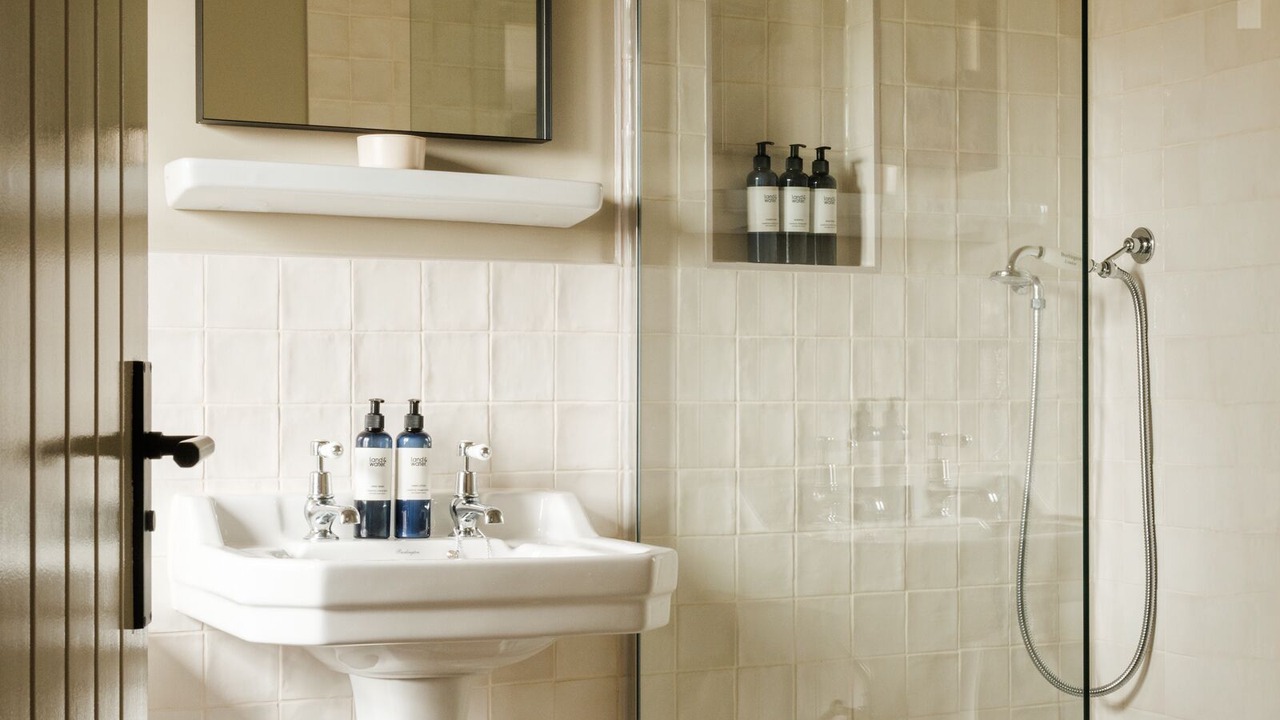 Photo of Bathroom in Ditcheat