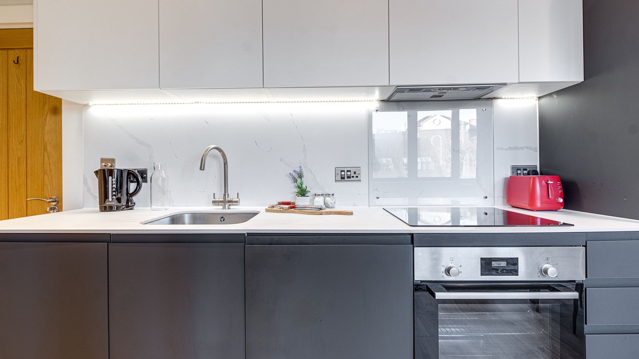 Photo of Kitchen in Redhill