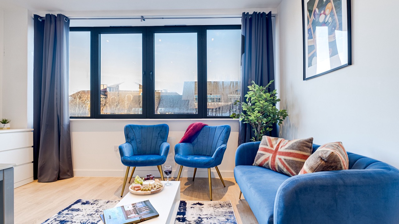 Photo of Livingroom in Redhill