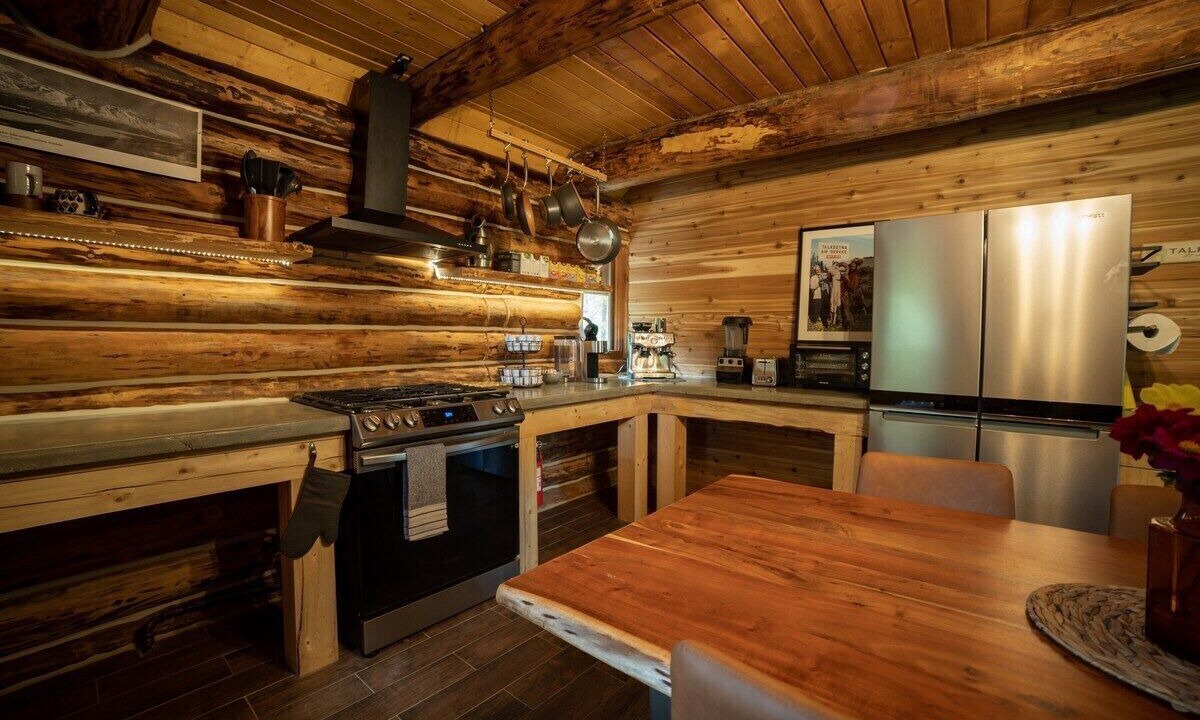 Photo of Kitchen in Talkeetna