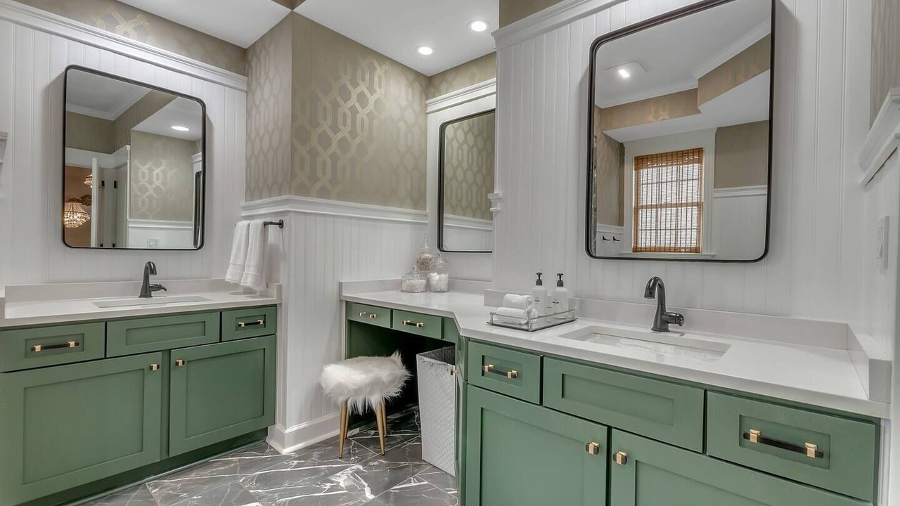 Photo of Bathroom in Orchard Park