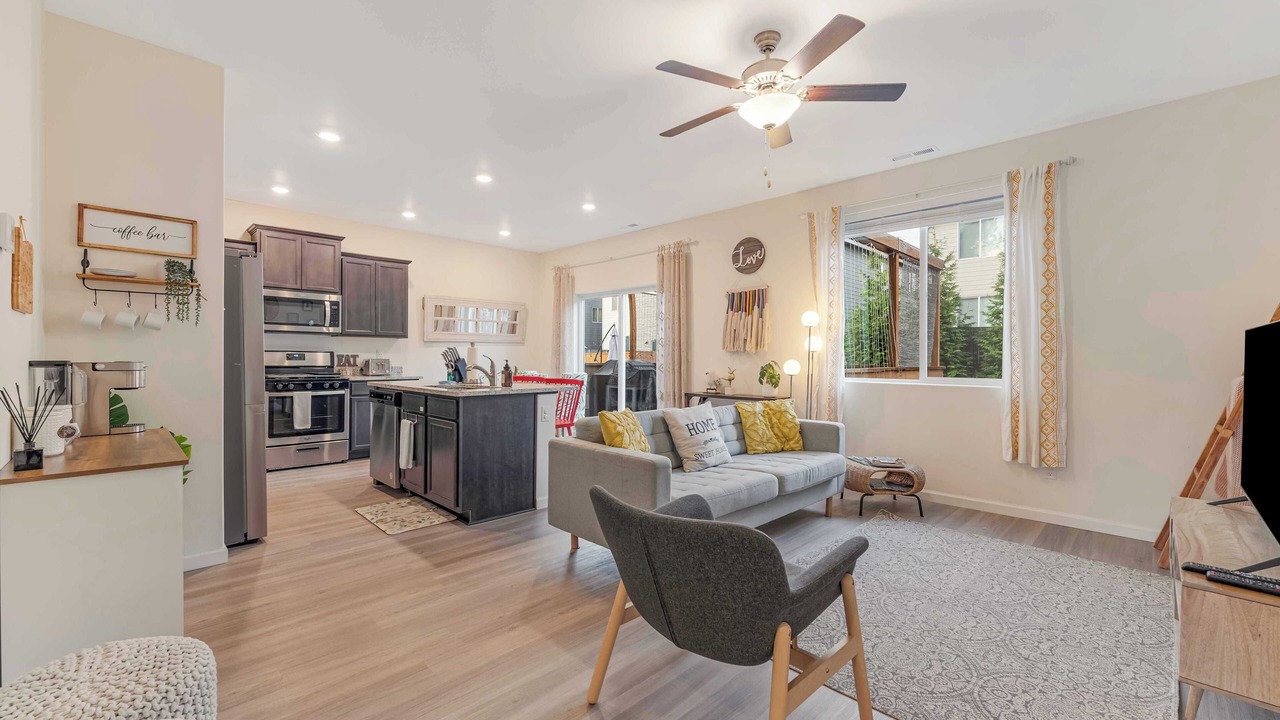 Photo of Livingroom in Carver