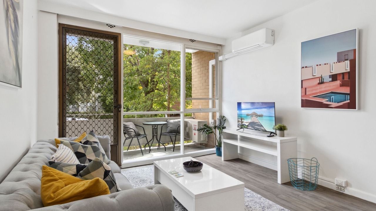 Photo of Livingroom in St Kilda