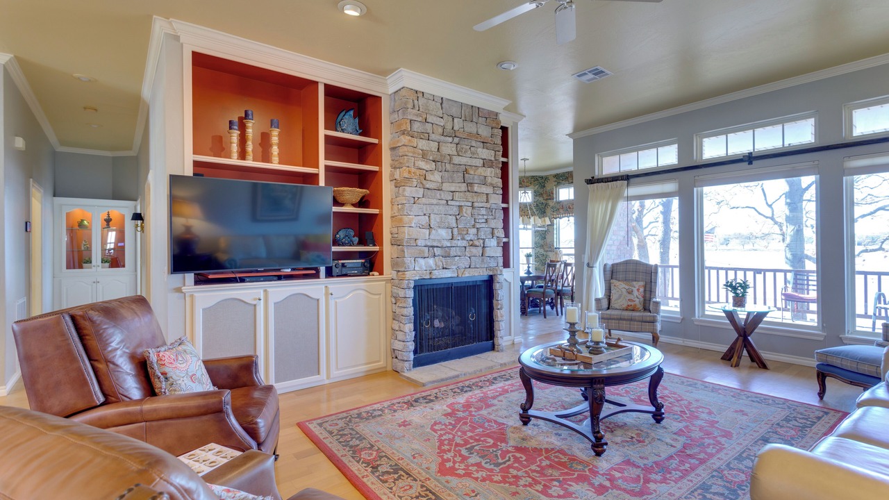 Photo of Livingroom in Guthrie