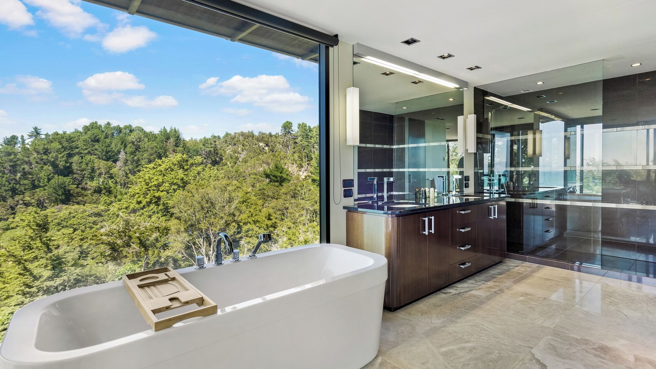 Photo of Patio Balcony in Ngaio Bay