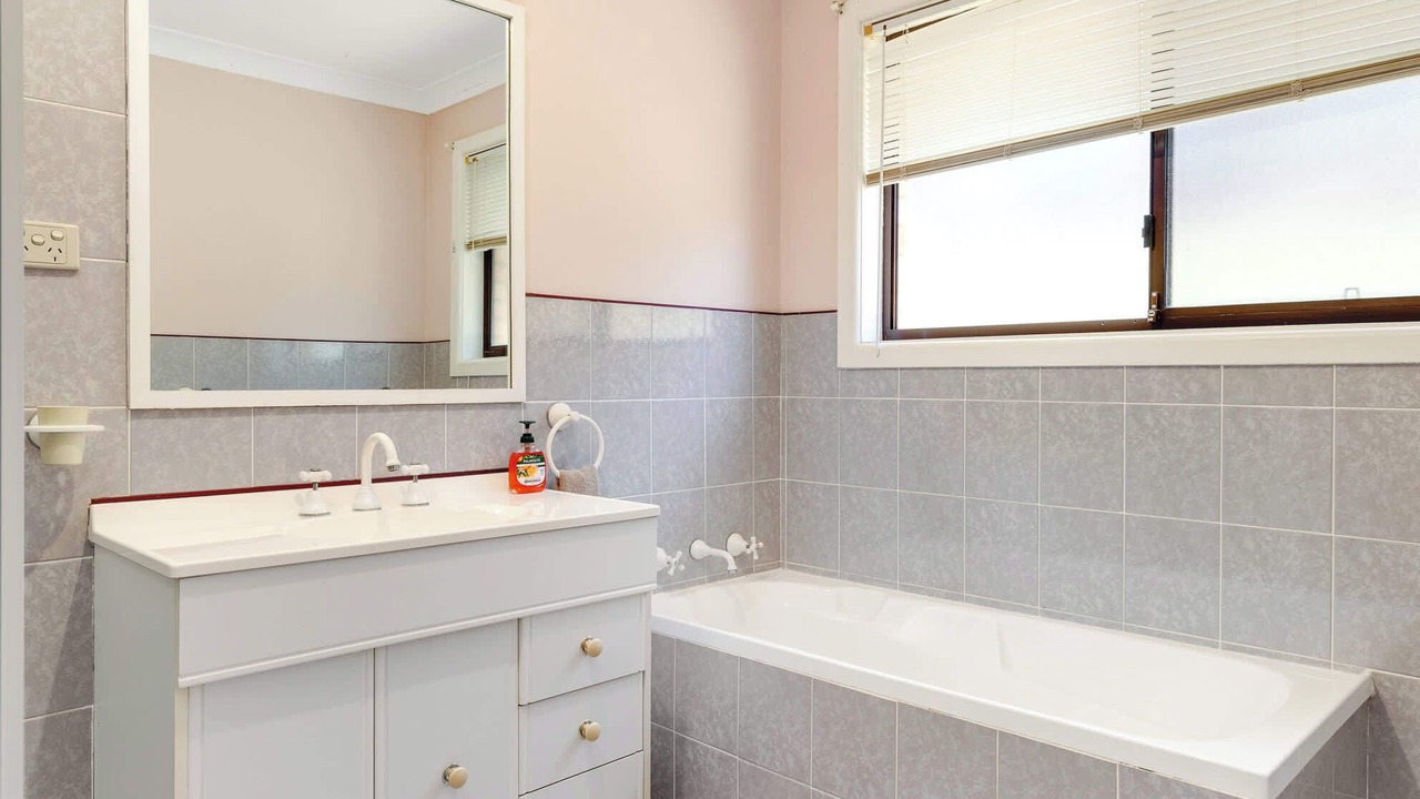 Photo of Others in Batehaven