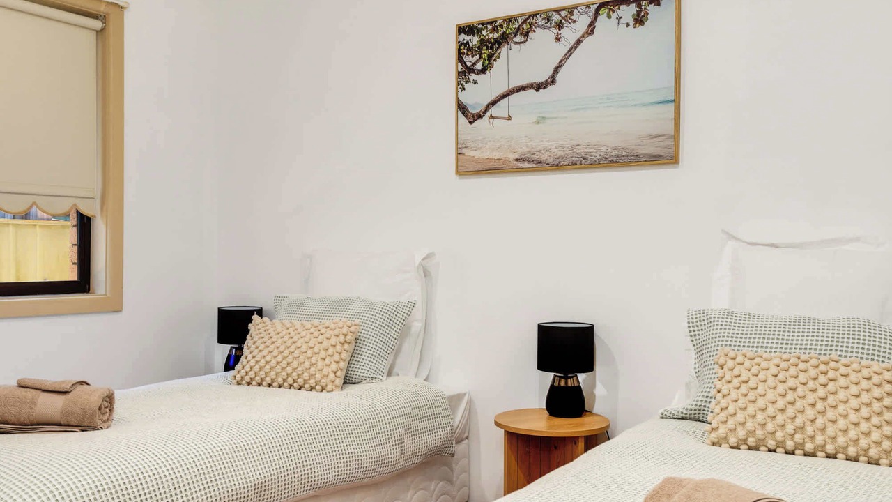 Photo of Others in Batehaven