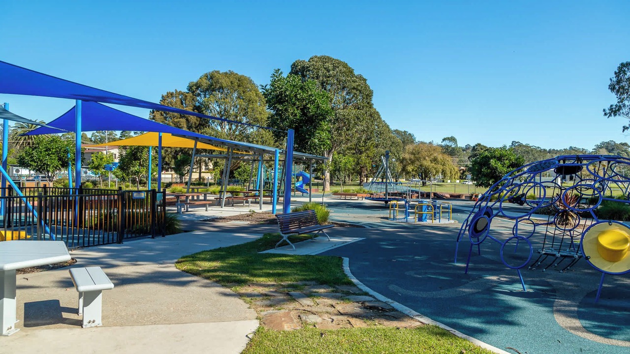 Photo of Others in Batehaven