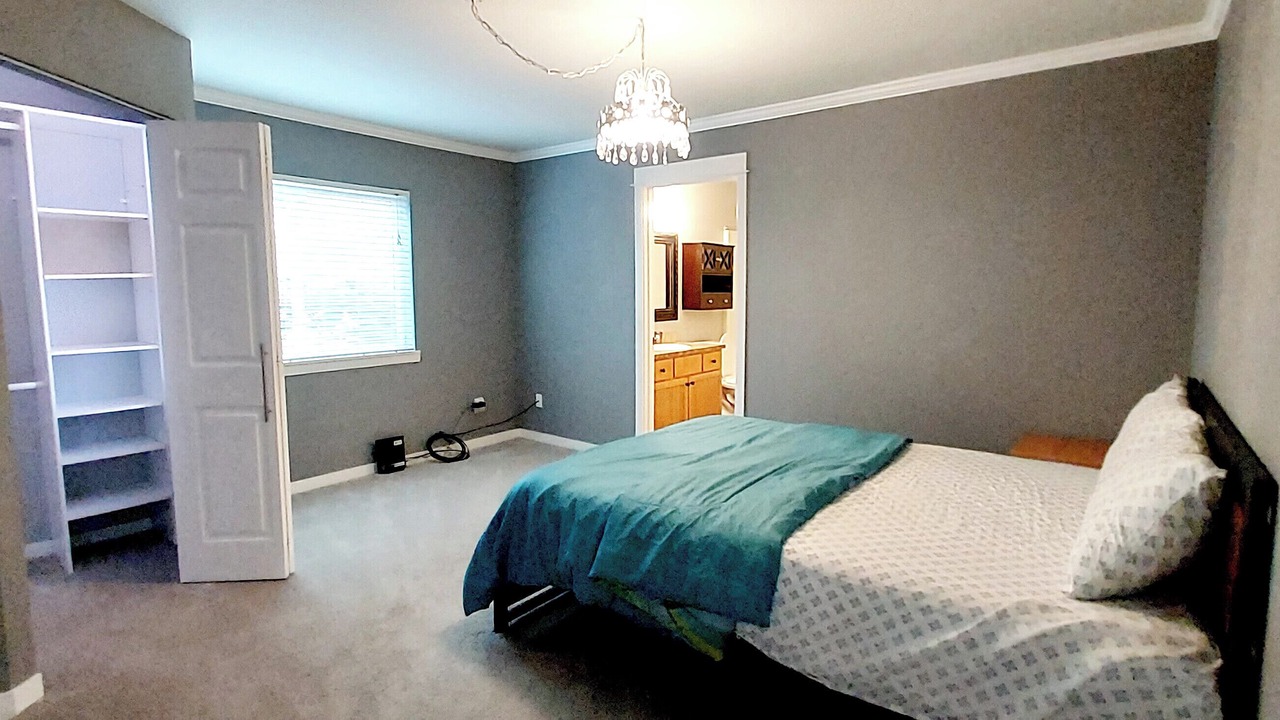 Photo of Others in Pleasant Valley