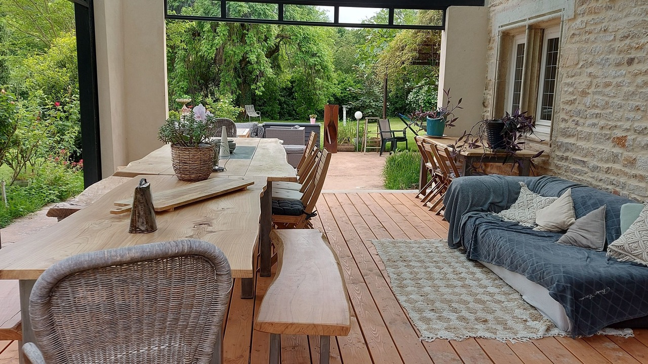 Photo of Outdoor in Chardonnay