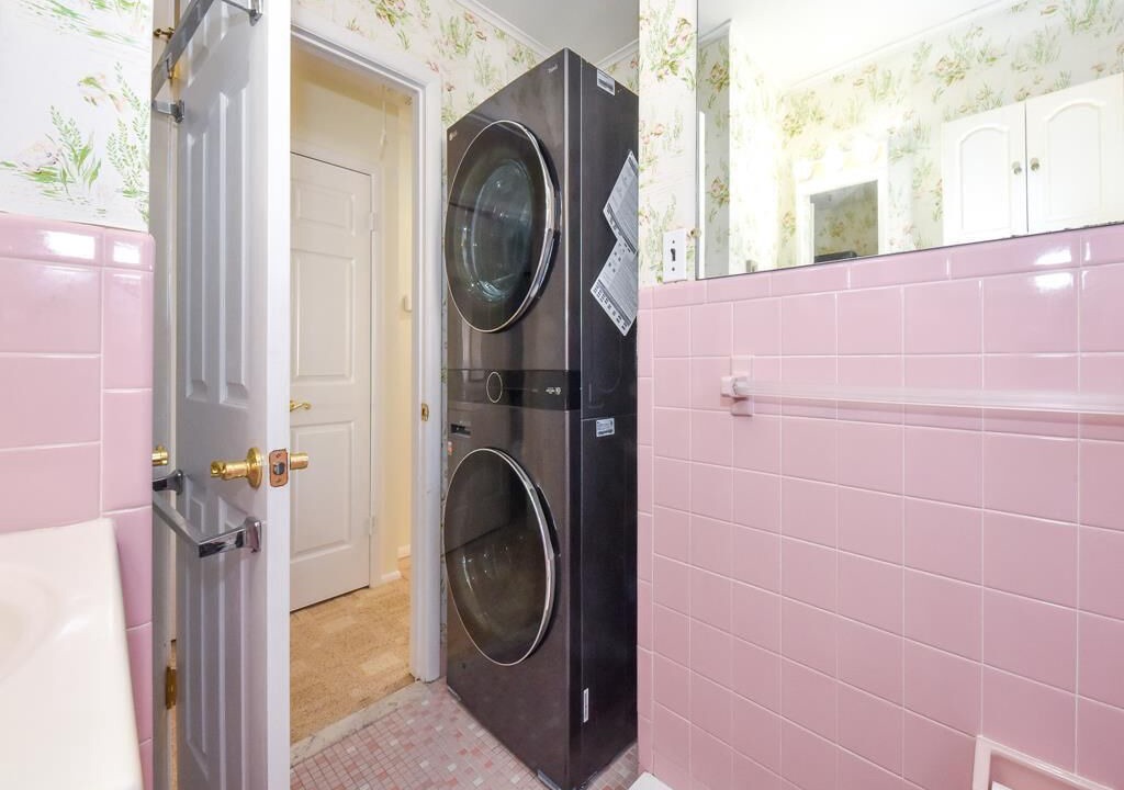 Photo of Bathroom in Village Green