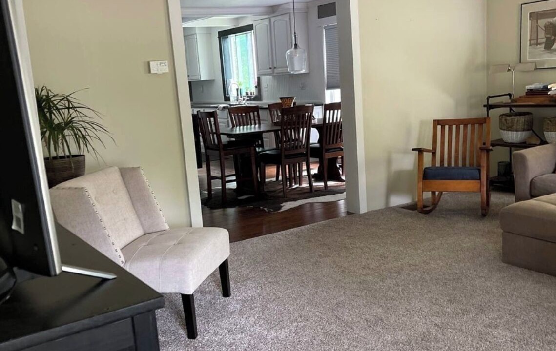 Photo of Livingroom in Canton