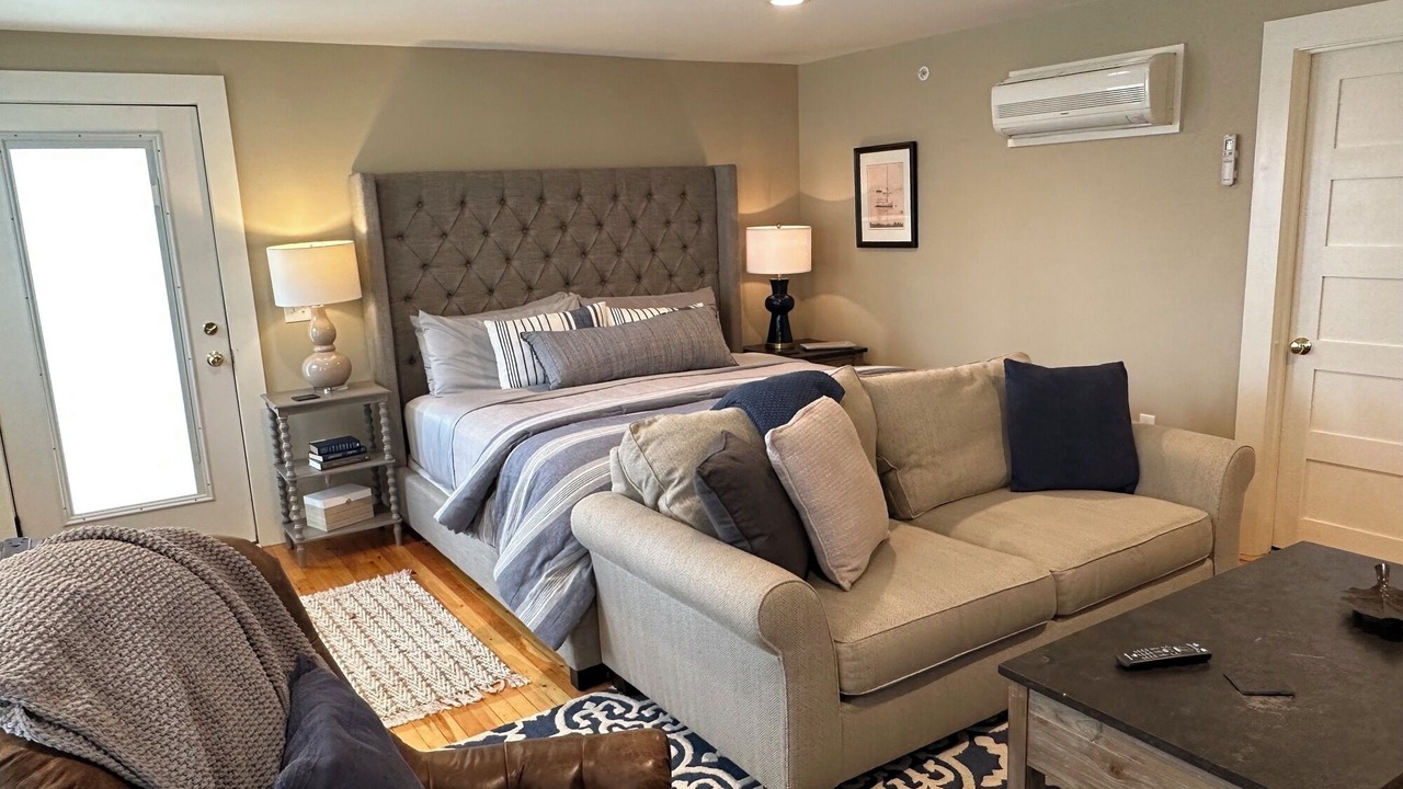 Photo of Bedroom in Ogunquit