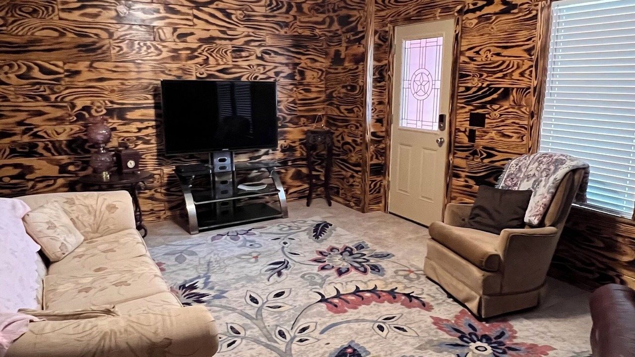 Photo of Livingroom in Onalaska