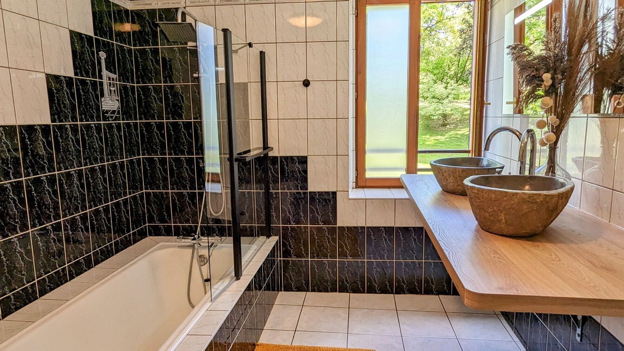 Photo of Others in Bougnon