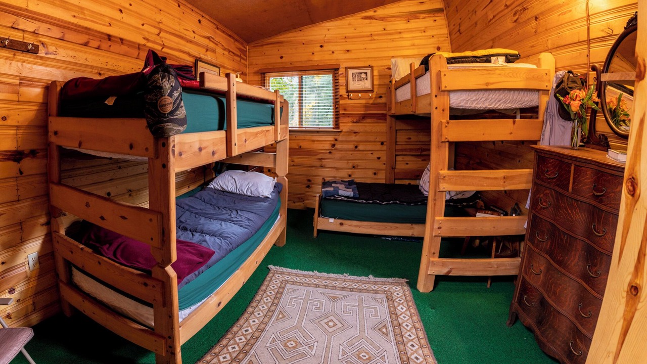 Photo of Bedroom in Kalama