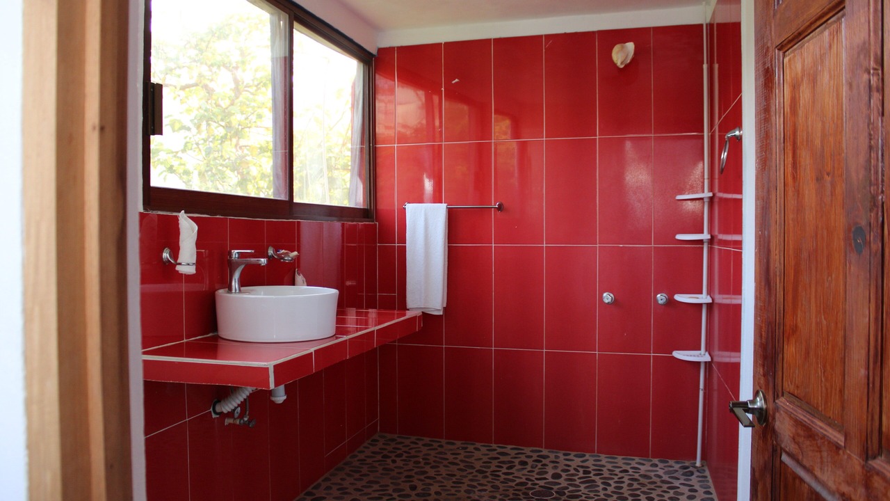 Photo of Bathroom in Mayto