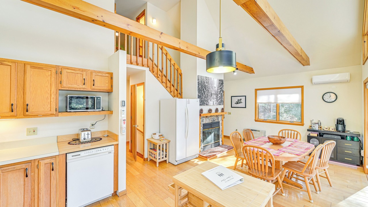 Photo of Kitchen in Adirondack