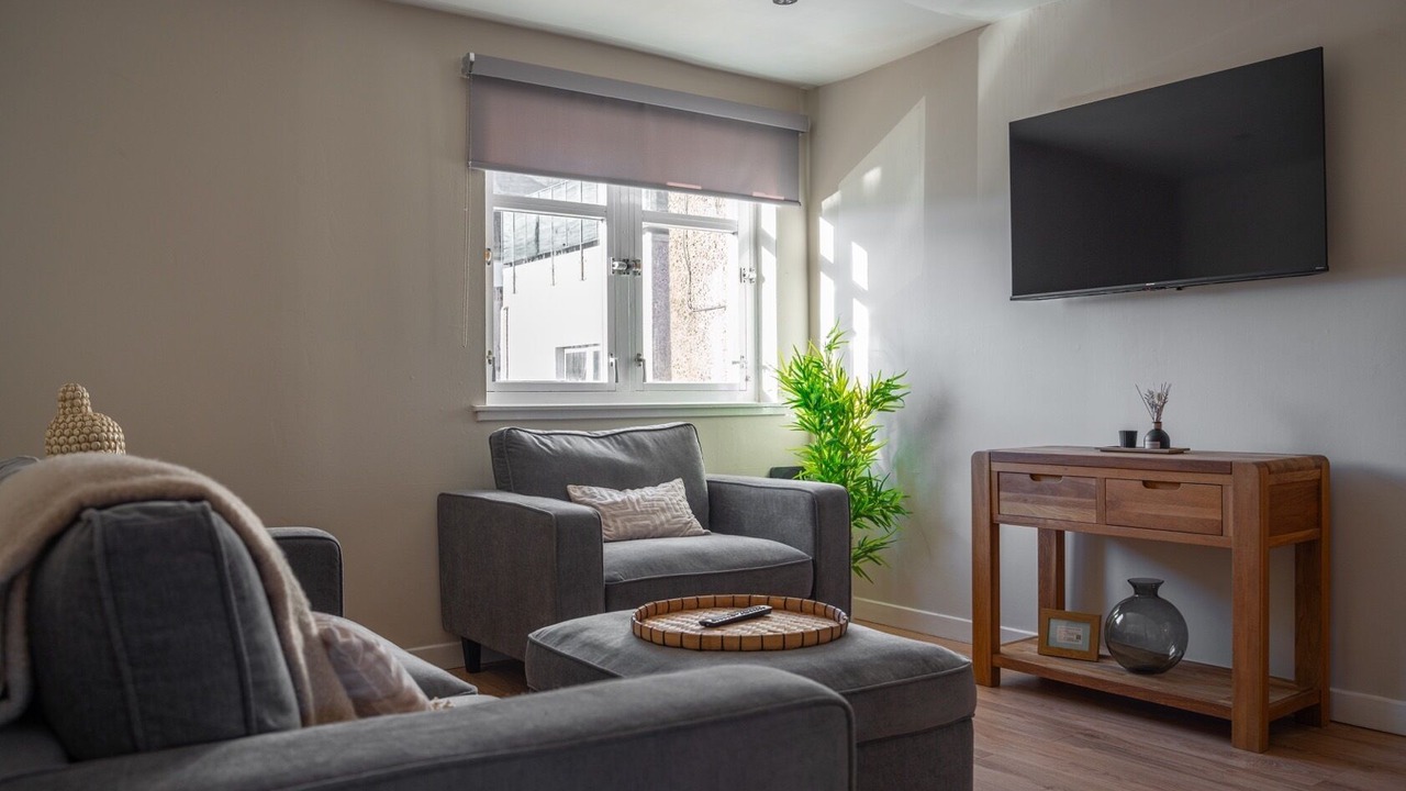 Photo of Others in Lanark