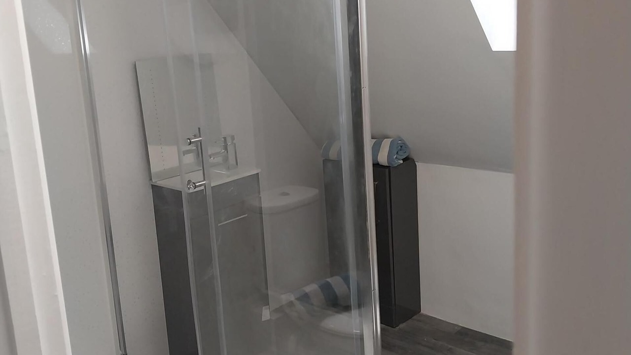 Photo of Others in Howlett End