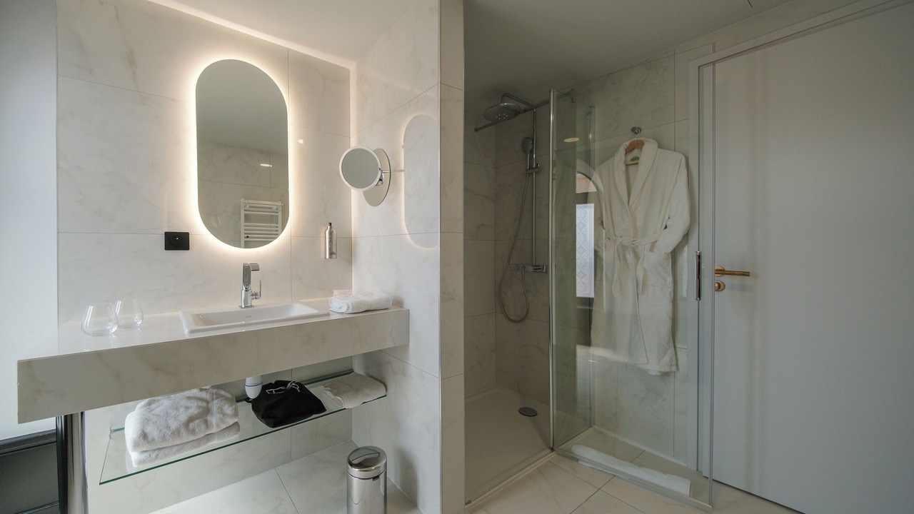 Photo of Bathroom in Le Puy-en-Velay
