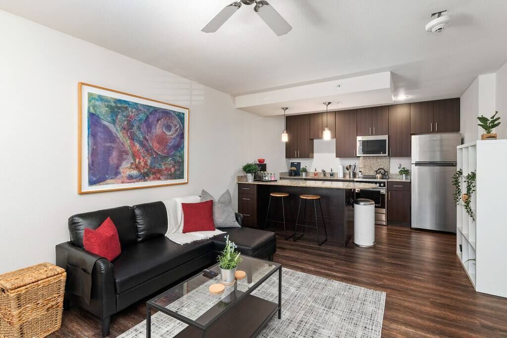 Photo of Livingroom in Prairie Village