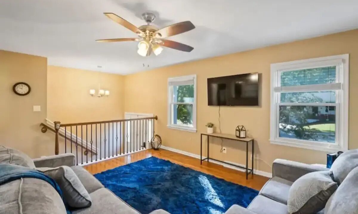 Photo of Livingroom in Lenexa