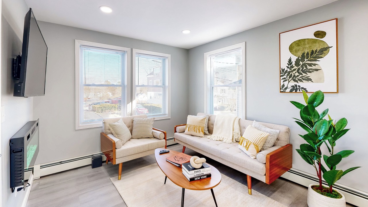 Photo of Livingroom in Providence
