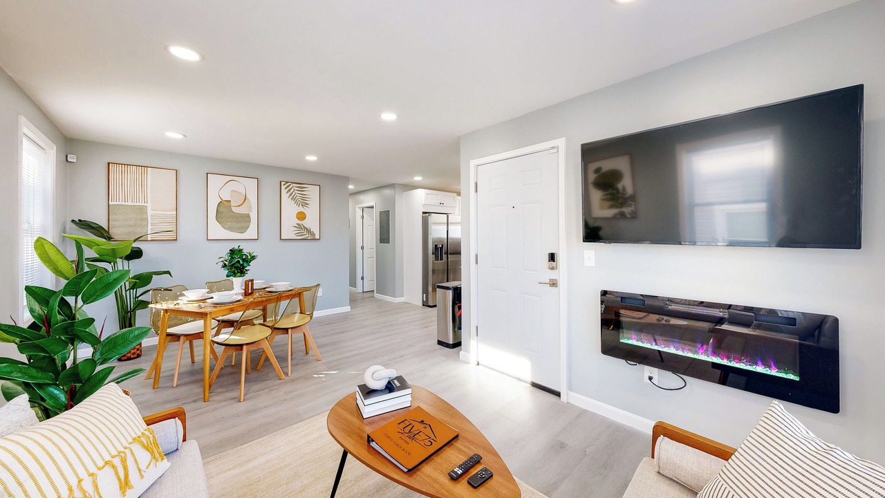 Photo of Livingroom in Providence