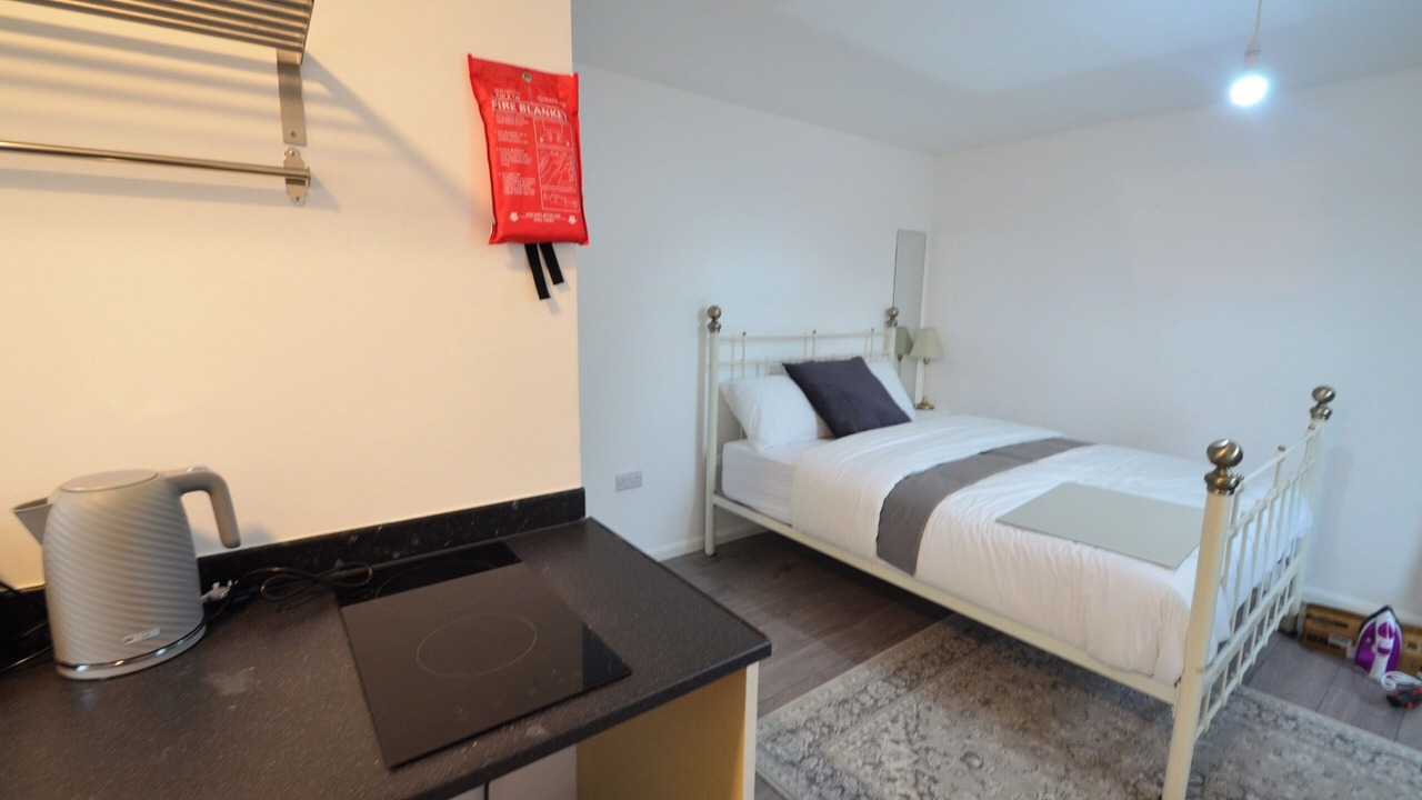 Photo of Others in Leabridge