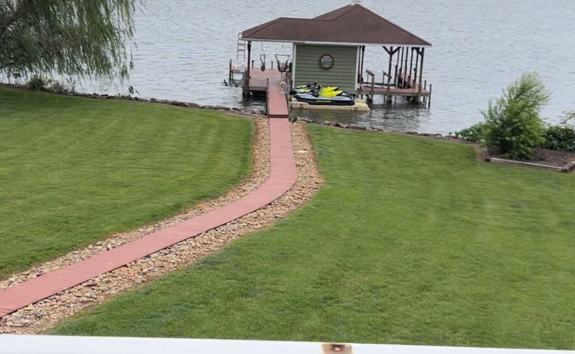 Photo of Outdoor in Norwood