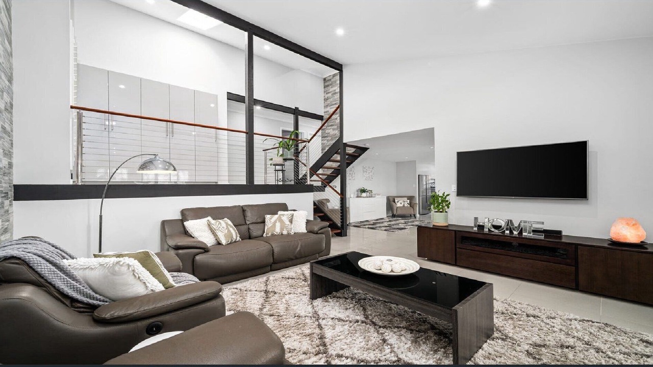 Photo of Others in Buff Point