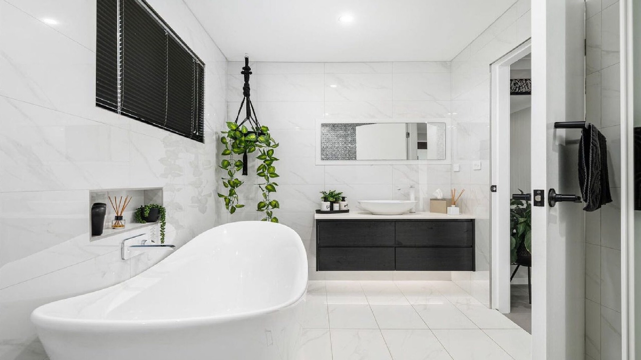 Photo of Bathroom in Buff Point