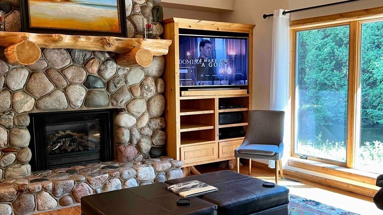 Photo of Livingroom in Mayfield