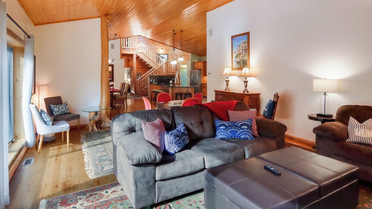 Photo of Livingroom in Mayfield