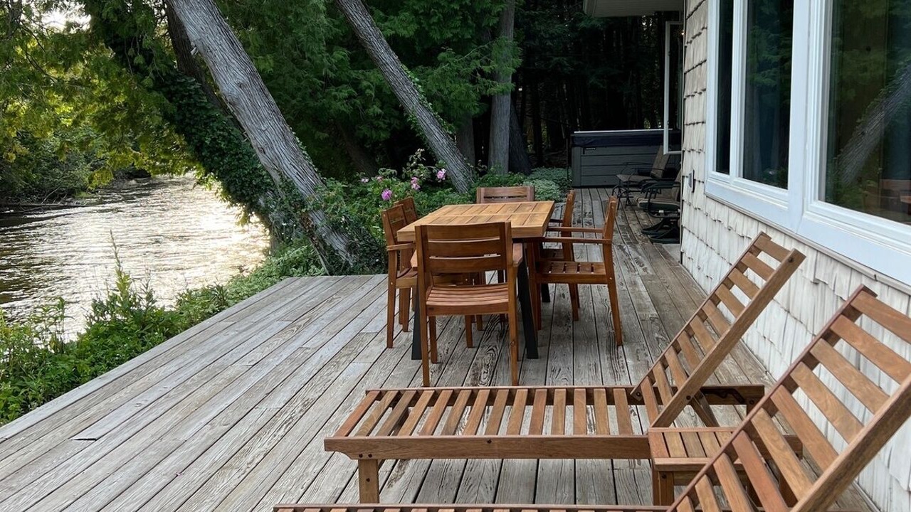 Photo of Outdoor in Mayfield