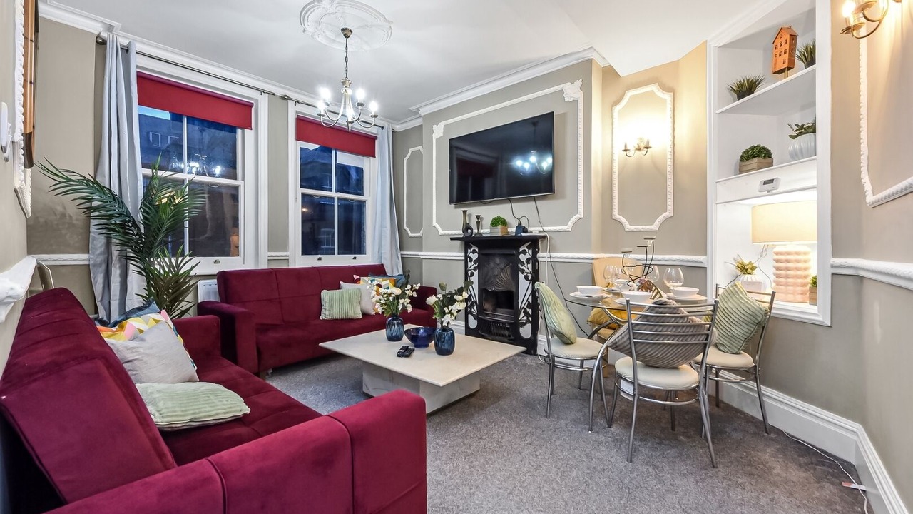 Photo of Others in Pimlico