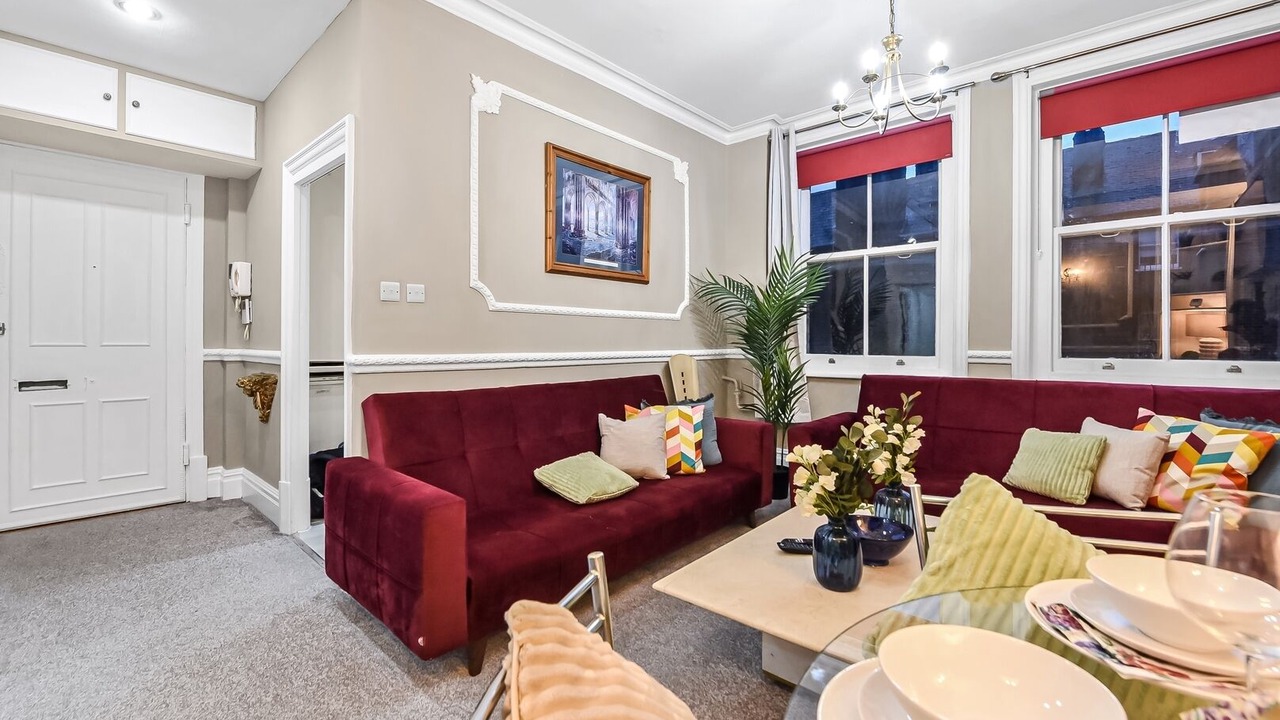 Photo of Others in Pimlico